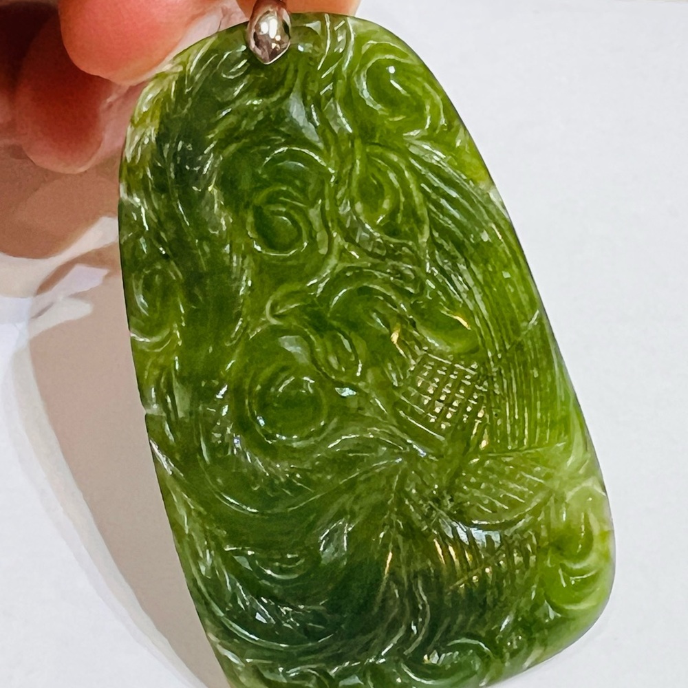 Dark green Jade  pendant - Picture 5 of 7